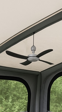 Nowoczesny czarny sufitowy wentylator 4-łopatkowy