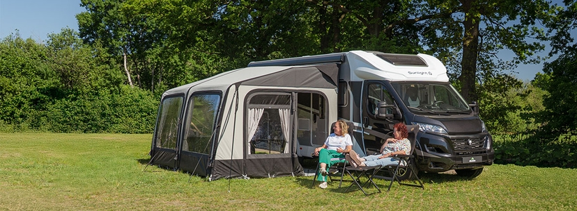 Pomoc przy wyborze: który przedsionek do kampera będzie odpowiedni?