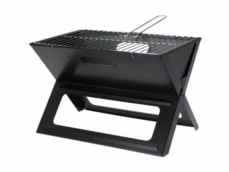 Składany grill w kształcie litery X na węgiel drzewny